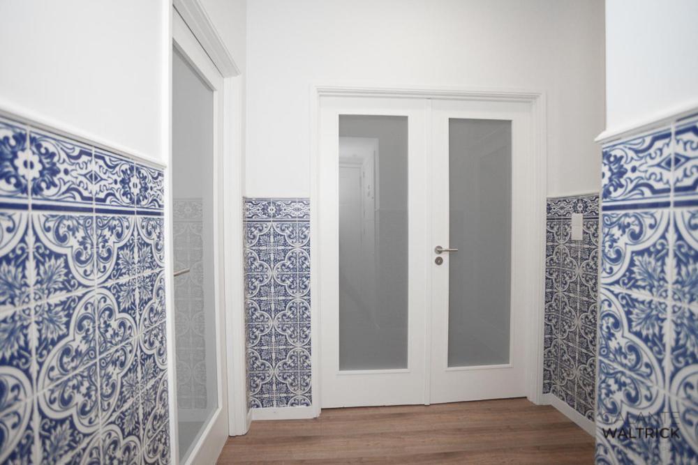 Downtown 3 Bedroom With Balcony - Quiet Street - Family Friendly - Groups Porto Exterior foto